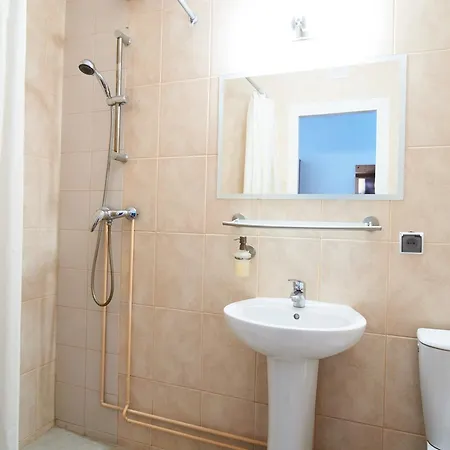Obiekt Hotelarski Patron Vandrerhjem *
