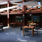 אכסניה Obiekt Hotelarski Patron *