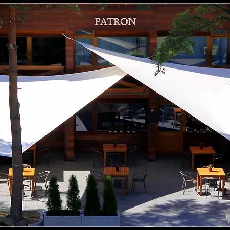 Obiekt Hotelarski Patron * Warsaw