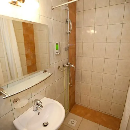 Hostel Obiekt Hotelarski Patron Varsó