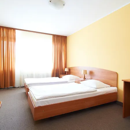 Obiekt Hotelarski Patron * Warsaw