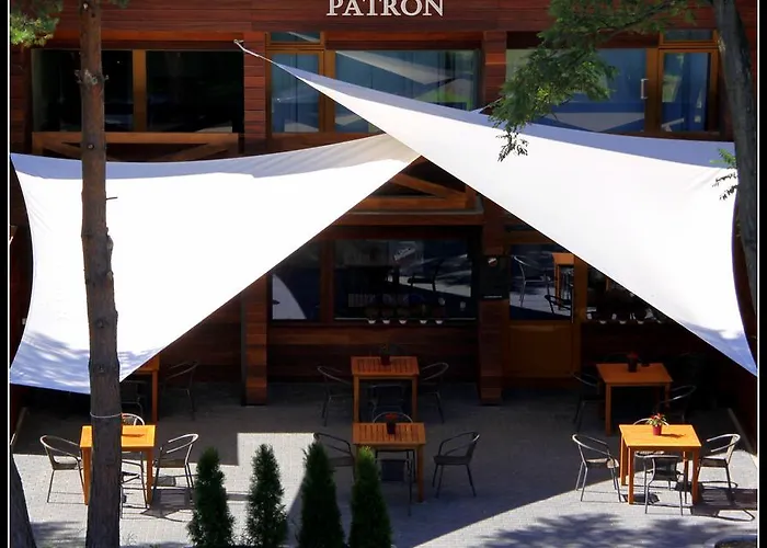 Obiekt Hotelarski Patron * Warsaw